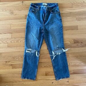 Abercrombie Curve Love Ultra High Rise Ankle Straight 6R